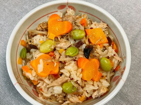 炊飯器で簡単! 焼きサバの炊き込みご飯